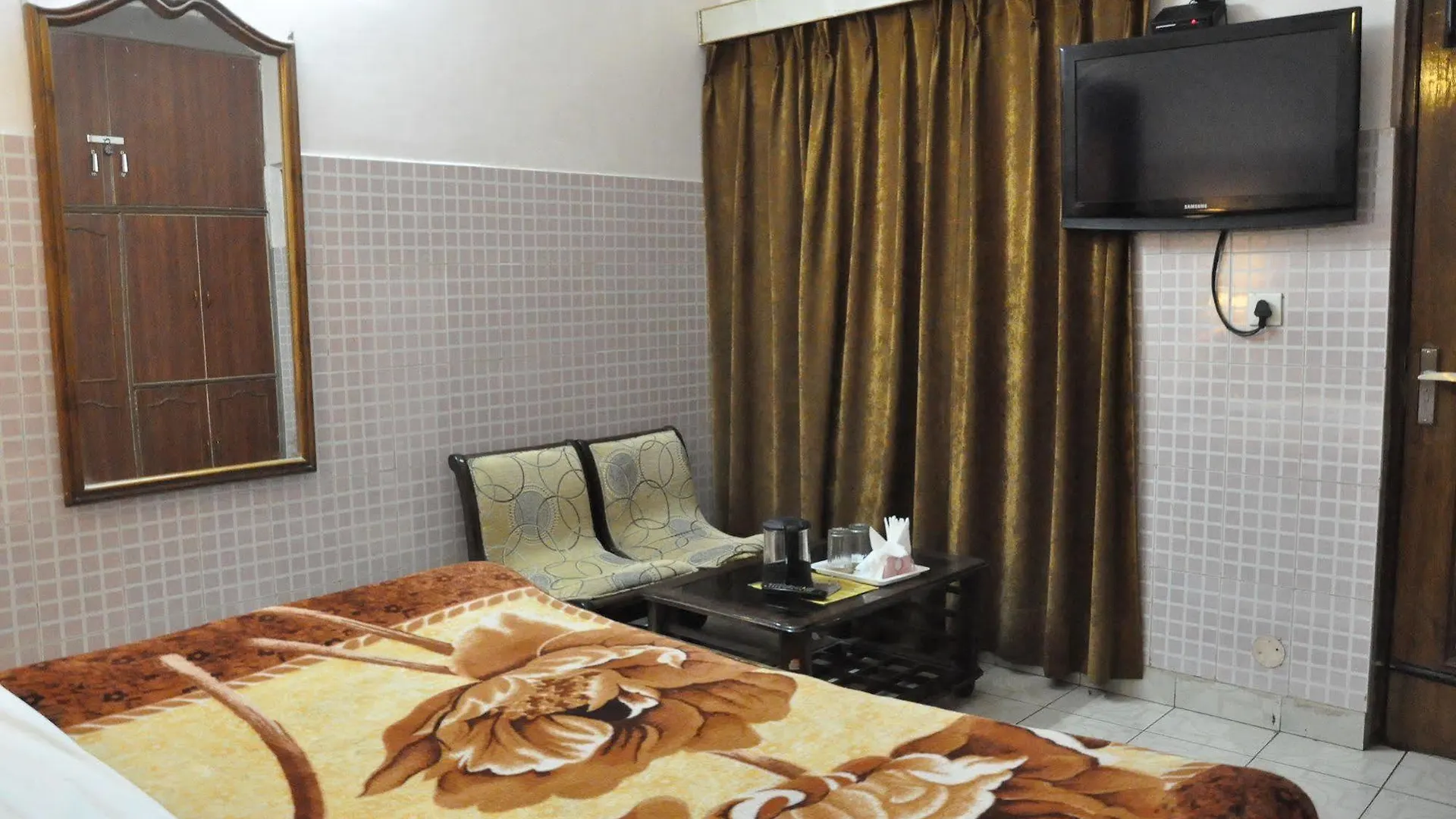 Hotel City Plaza 7 Chandigarh